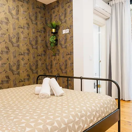 Modern 3-bedroom - Near Arroios Metro شقة
