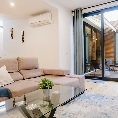 Modern 3-bedroom - Near Arroios Metro شقة