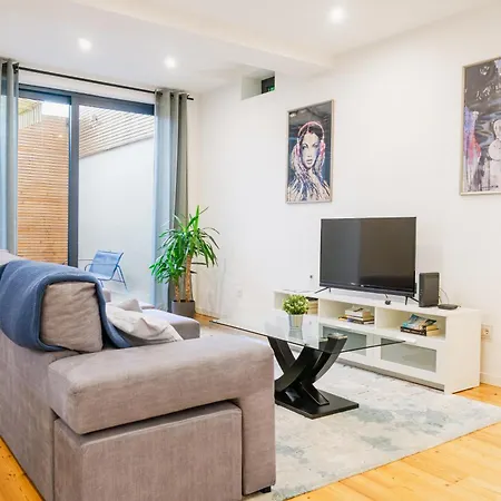 Modern 3-bedroom - Near Arroios Metro شقة Lisboa