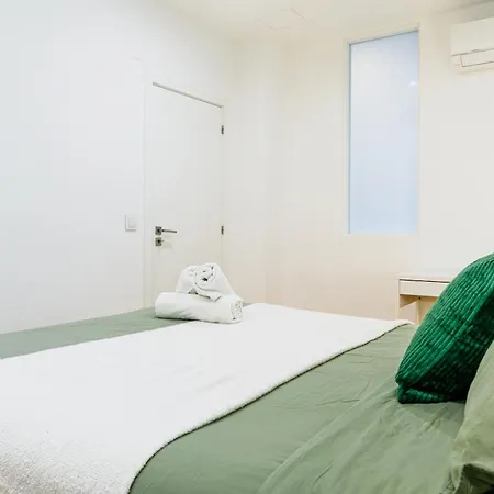 شقة Modern 3-bedroom - Near Arroios Metro *
