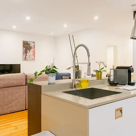 Modern 3-bedroom - Near Arroios Metro * Lisboa