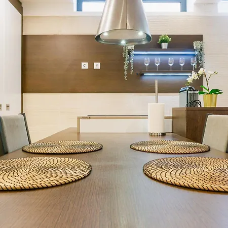 Modern 3 - Bedroom - Near Arroios Metro